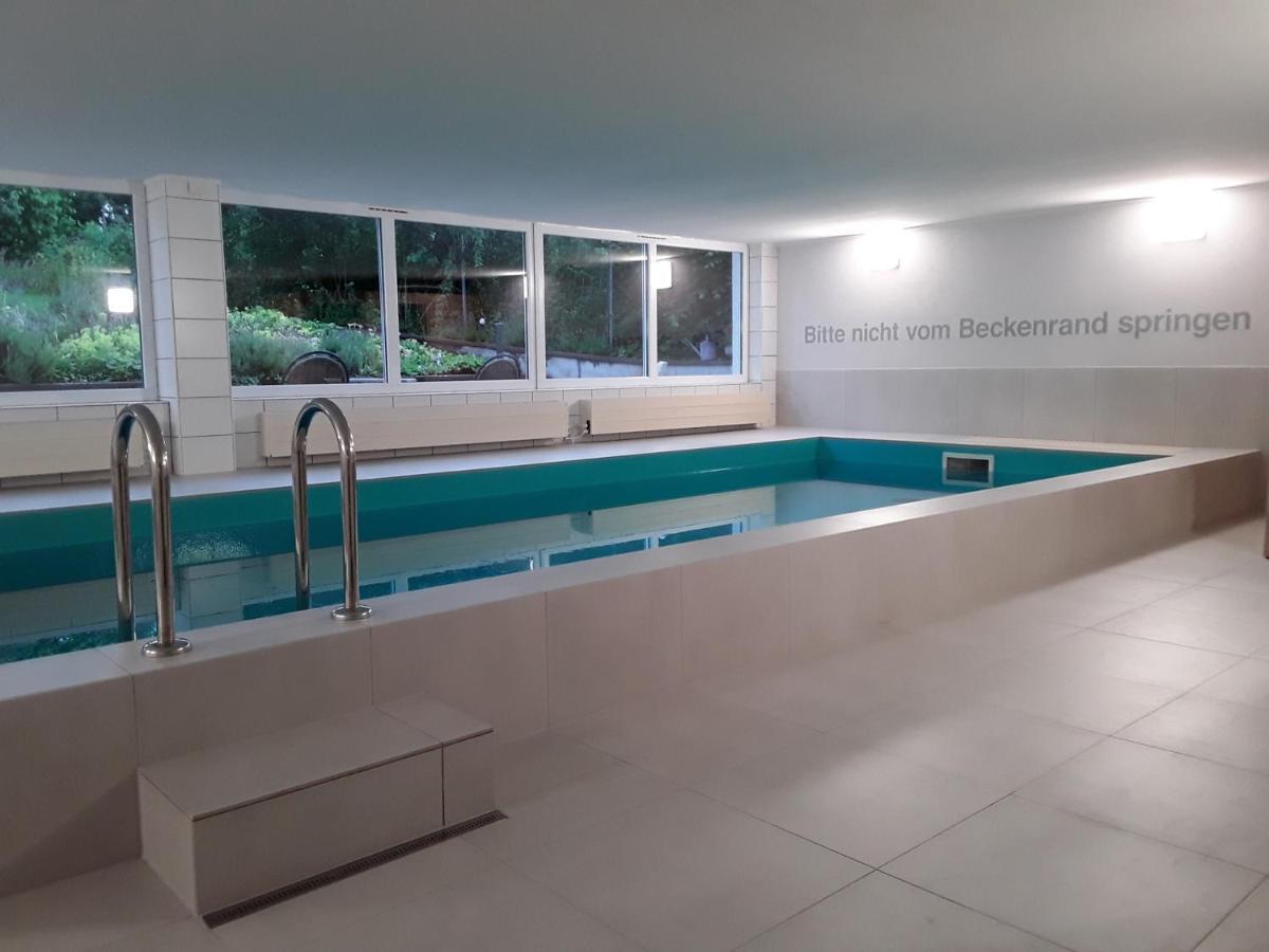 Hotel Kamps Ehrstädt エクステリア 写真