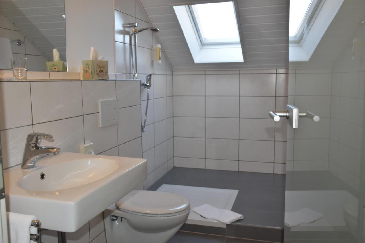 Hotel Kamps Ehrstädt エクステリア 写真