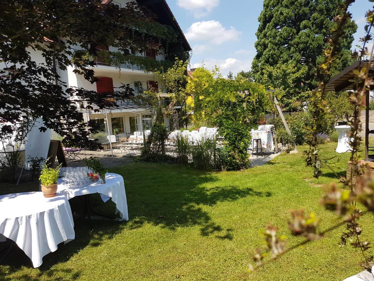 Hotel Kamps Ehrstädt エクステリア 写真