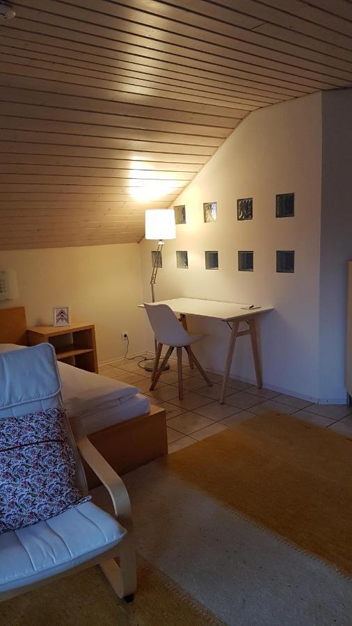Hotel Kamps Ehrstädt エクステリア 写真